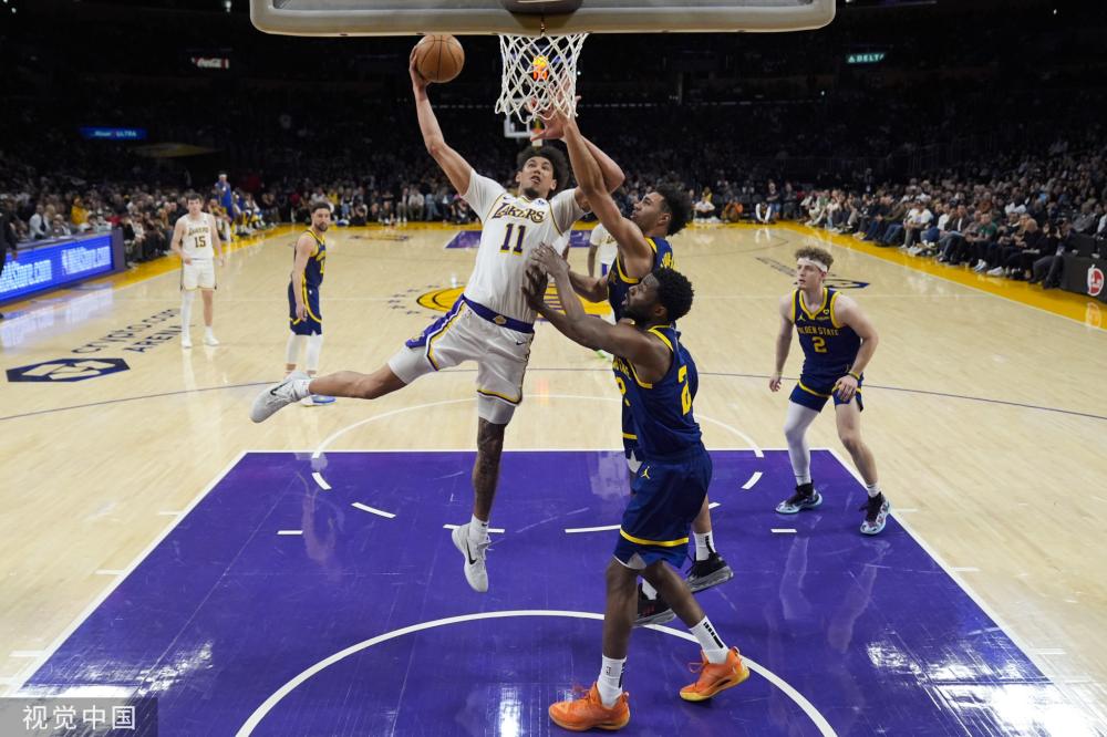 他能够在对 他能够在对