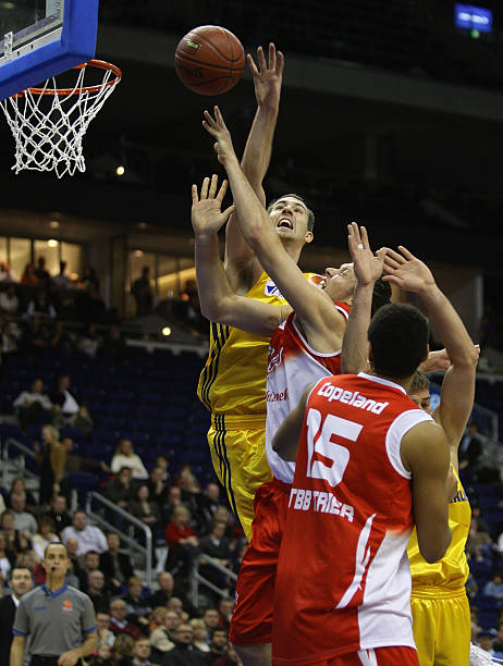 赛事亮点回 赛事亮点回