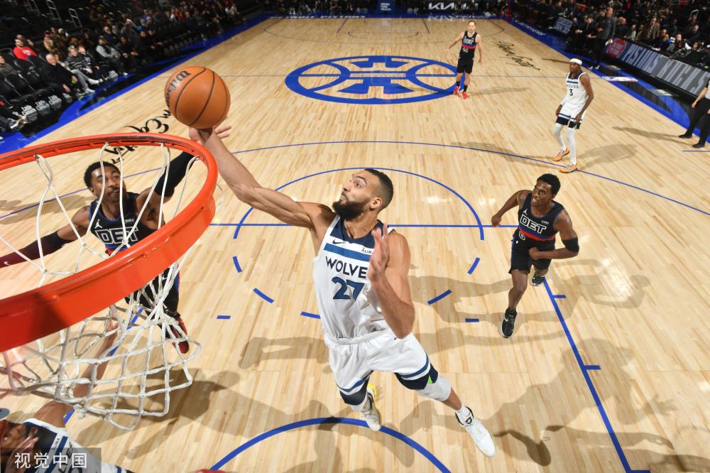 将由原定的 将由原定的