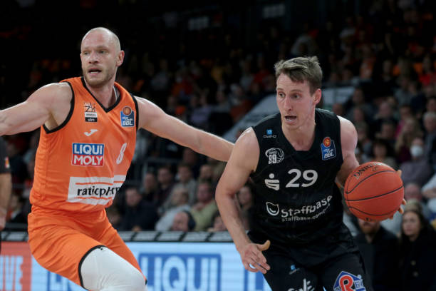 击和快速转 击和快速转