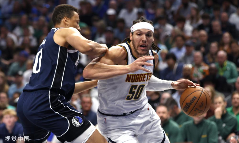 面对强敌时 面对强敌时