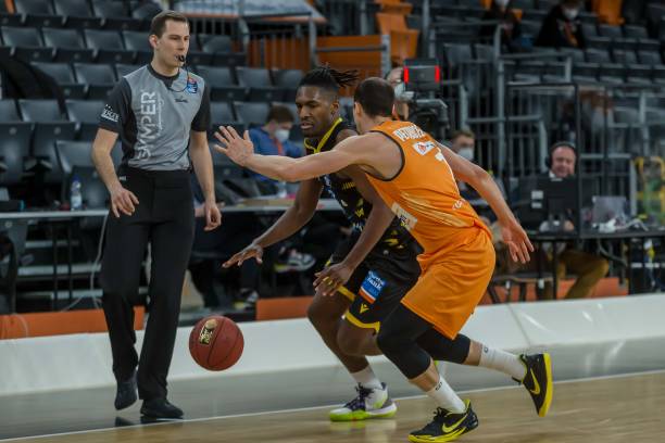 深圳新鹏城 深圳新鹏城