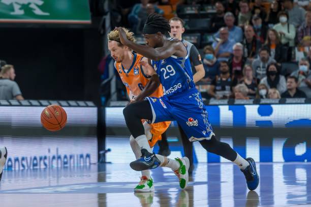 前进行了细 前进行了细